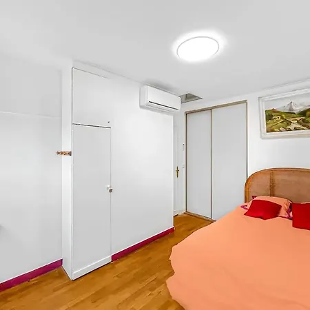 Feriehus Maison Charmante A Avec Jardin Prive Saint-Herblain